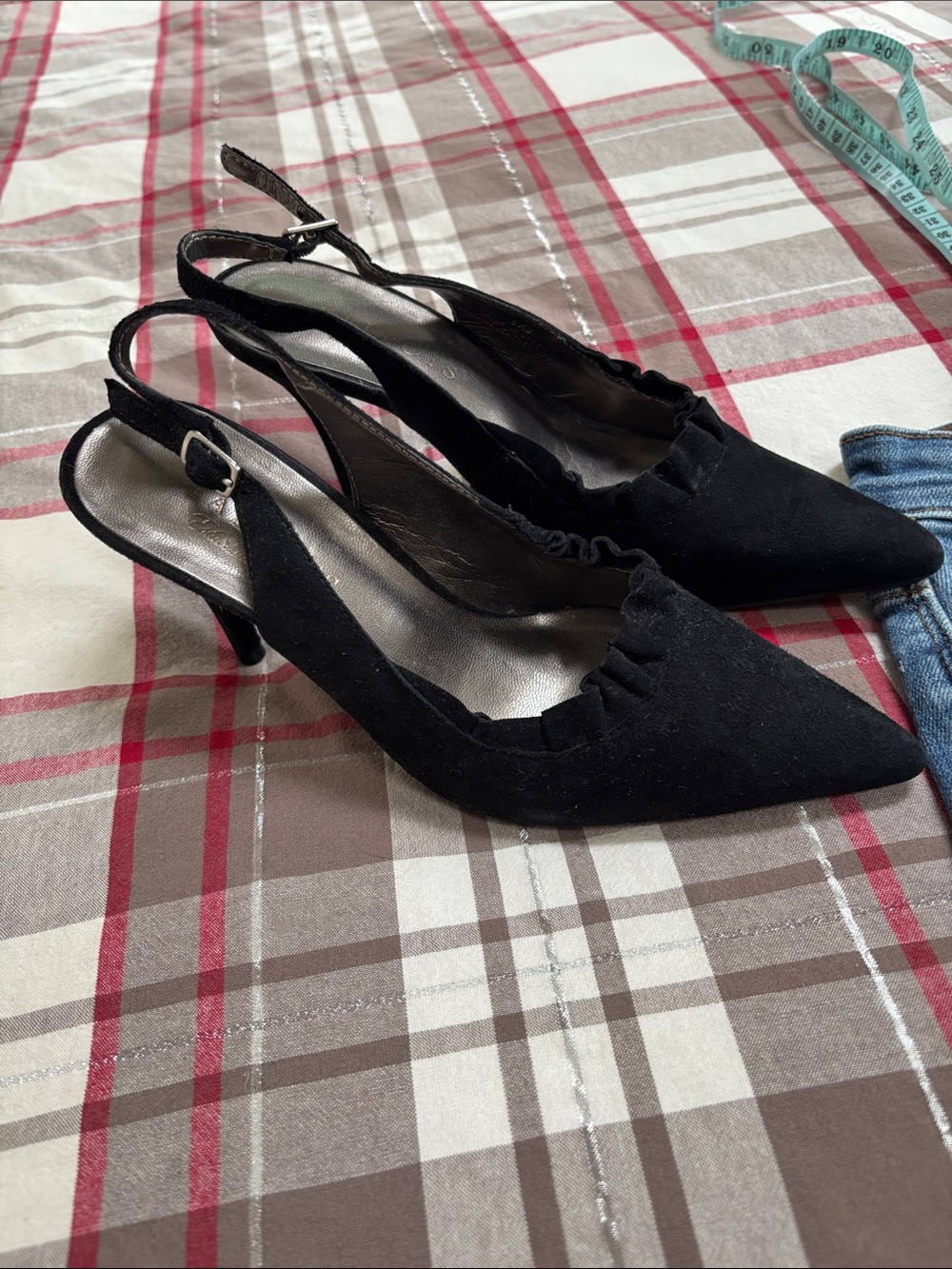 Talbots Black Pointed Slingback Heels with Ruched Trim